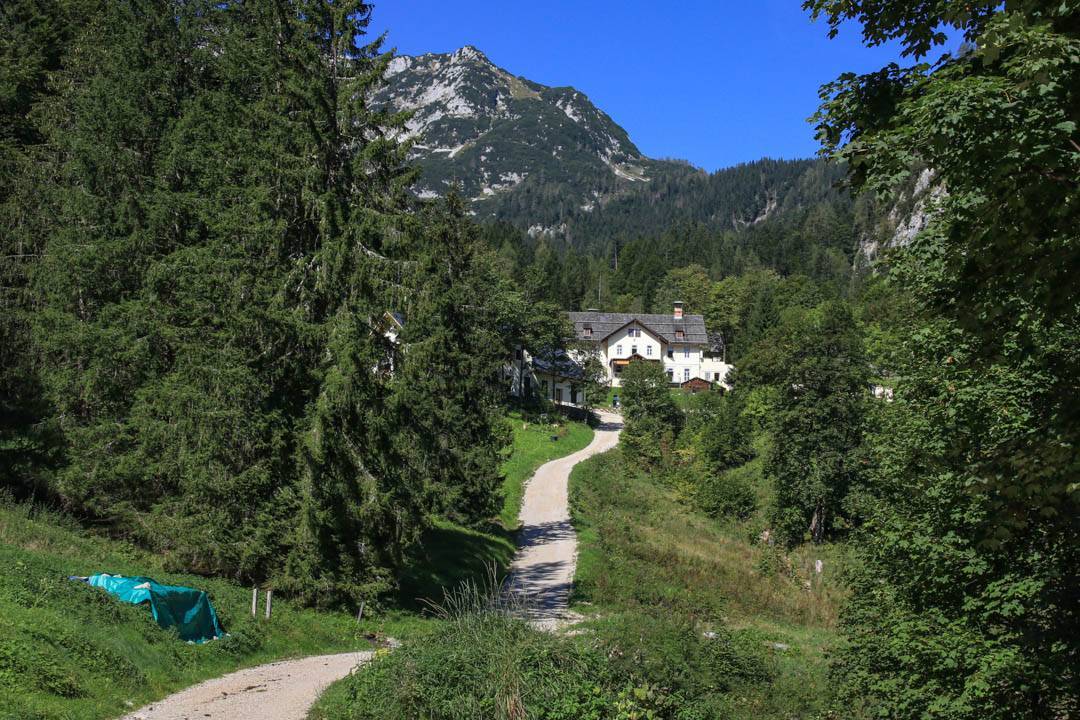 Wanderung auf den Plassen 1953m